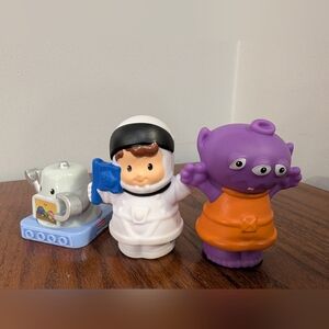 Fisher Price Little People Space ALIEN ASTRONAUT ROBOT 2010 Like New